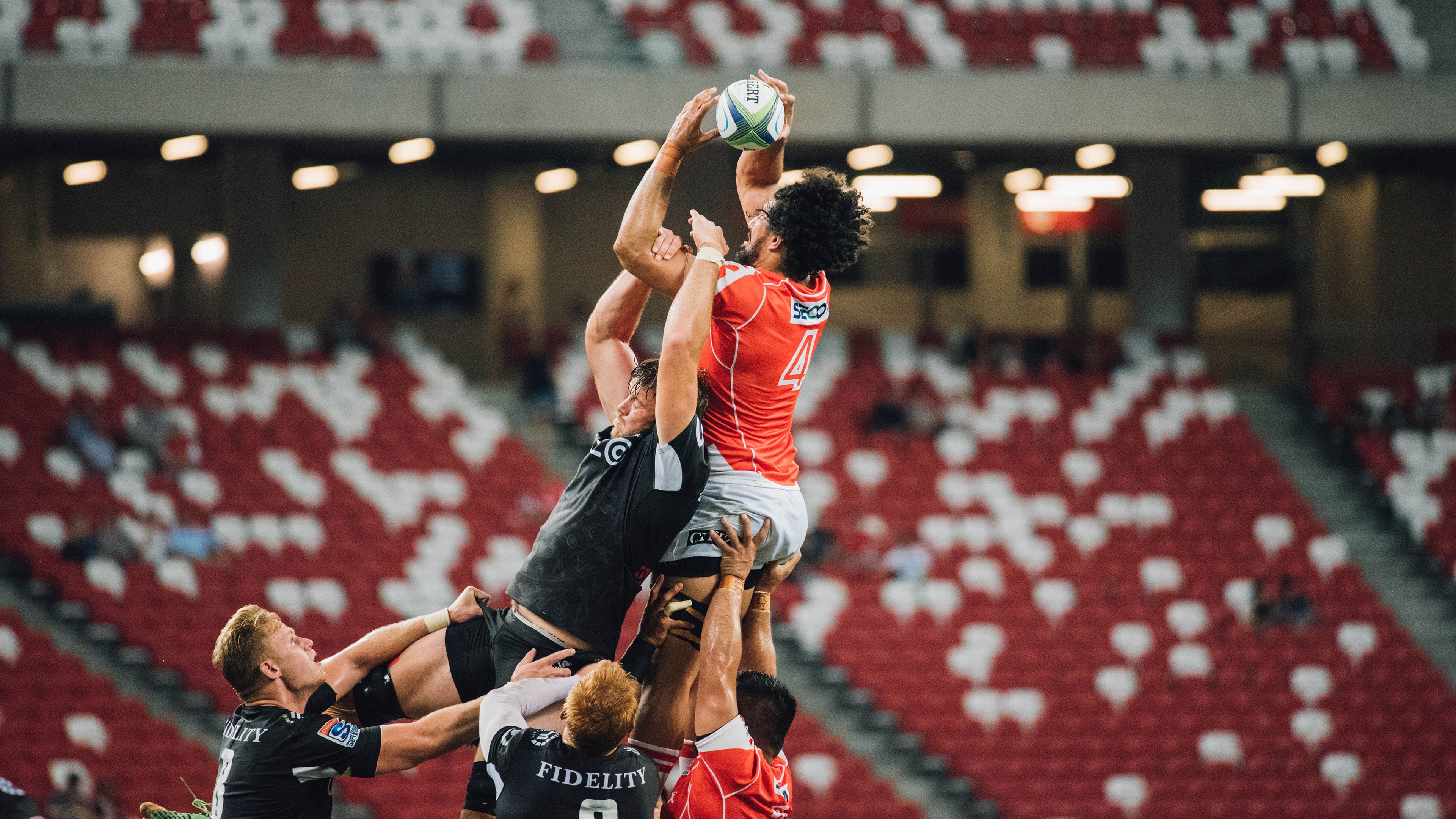 夏季联赛战况:巴黎圣日耳曼防线稳固,休斯顿火箭进攻受阻,赵继伟成最佳